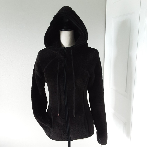 American Eagle Outfitters Jackets & Blazers - AMERICAN EAGLE BLACK FLEECE JACKET WITH HOODIE